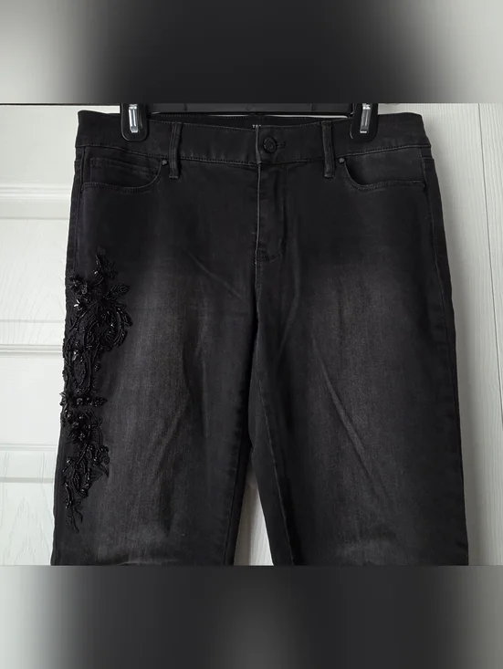 NWOT WHBM Distressed Black Classic Rise Skinny Ankle Embellished Jeans Size 4 - Picture 5 of 15